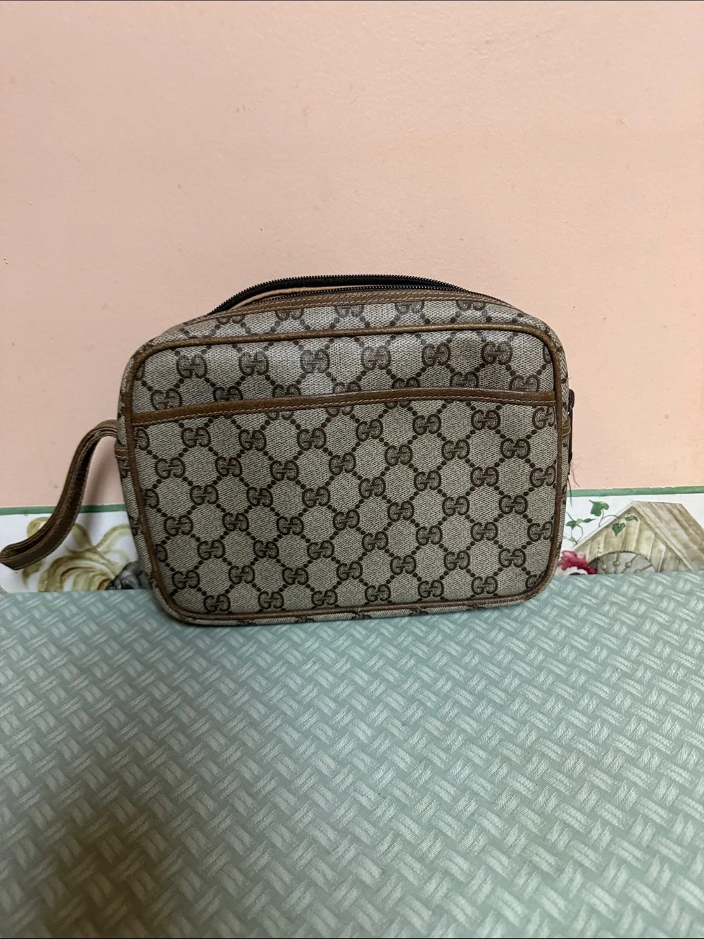 Gucci toiletry bag